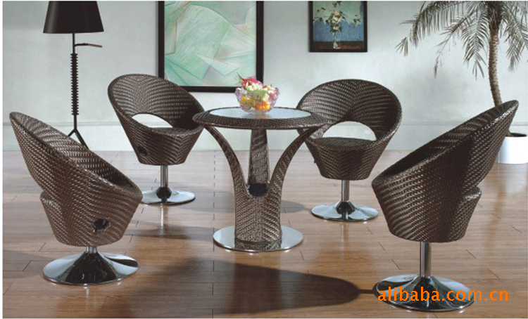 藤編家具的魅力 從藤椅到休閑沙發組合的選購指南